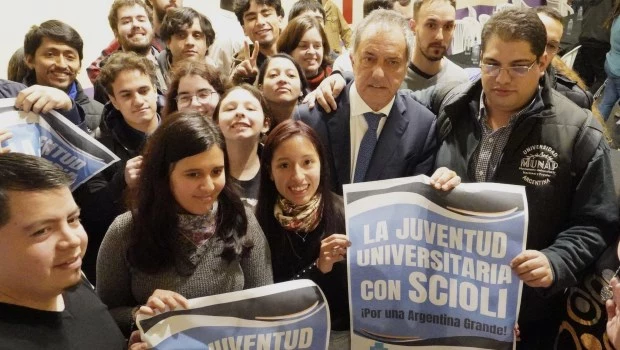 El Kirchnerismo Le Dio Los Avales A Scioli Que Igualmente Impugn El